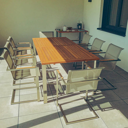 Tisch Taurus aus Teakholz mit 4-Eckfüßen in Edelstahl in verschiedenen Größen