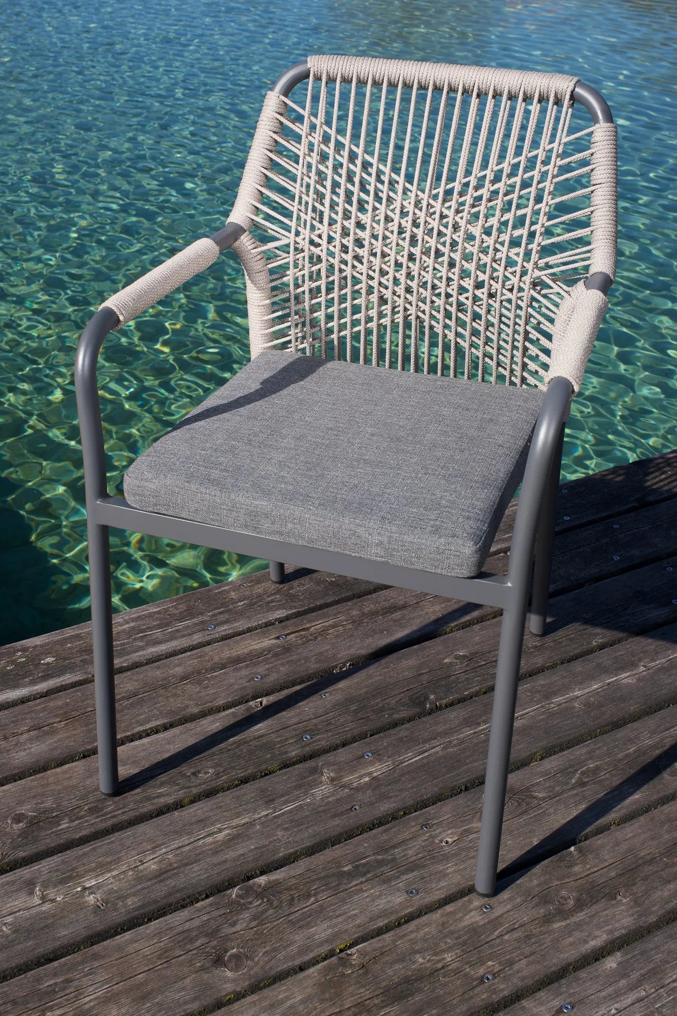 Atlas - Stapelstuhl Aluminium/Seil