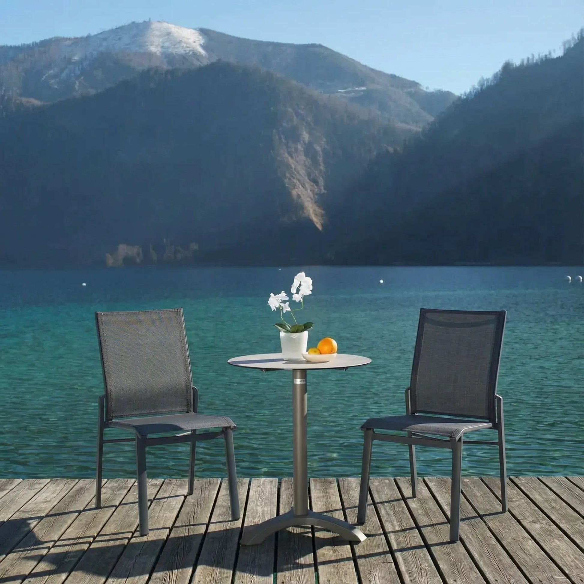 Iris - Stapelstuhl aus Aluminium/Textilene anthrazit ohne Armlehnen