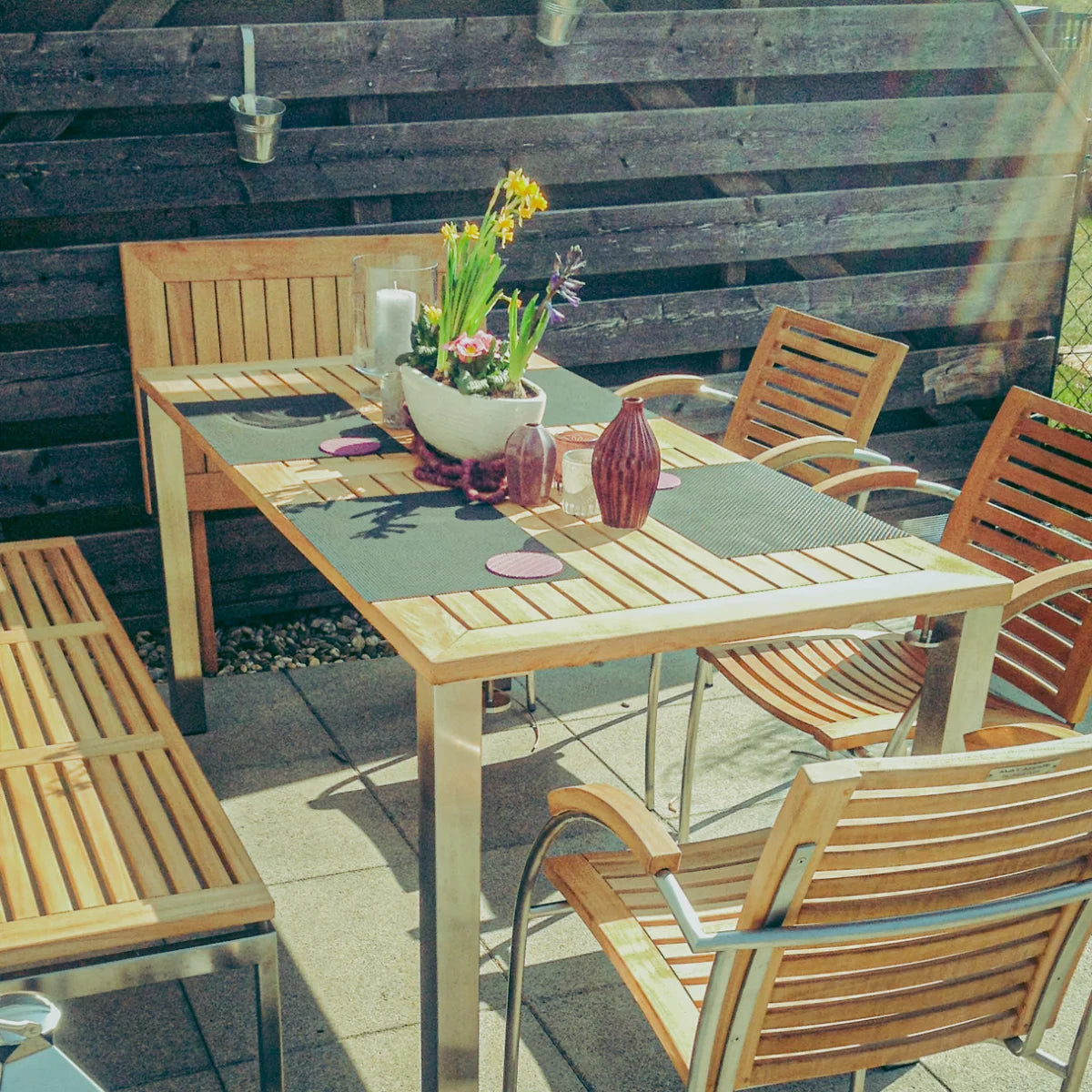 Tisch Taurus aus Teakholz mit 4-Eckfüßen in Edelstahl in verschiedenen Größen