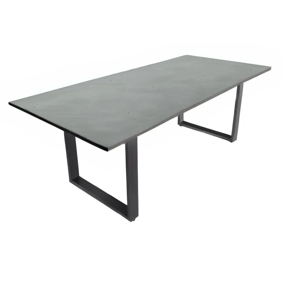 Glaskeramik Gartentisch in verschiedenen Größen und Designs