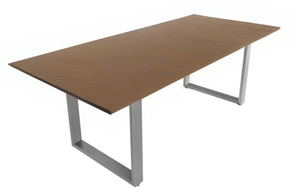 Glaskeramik Gartentisch in verschiedenen Größen und Designs