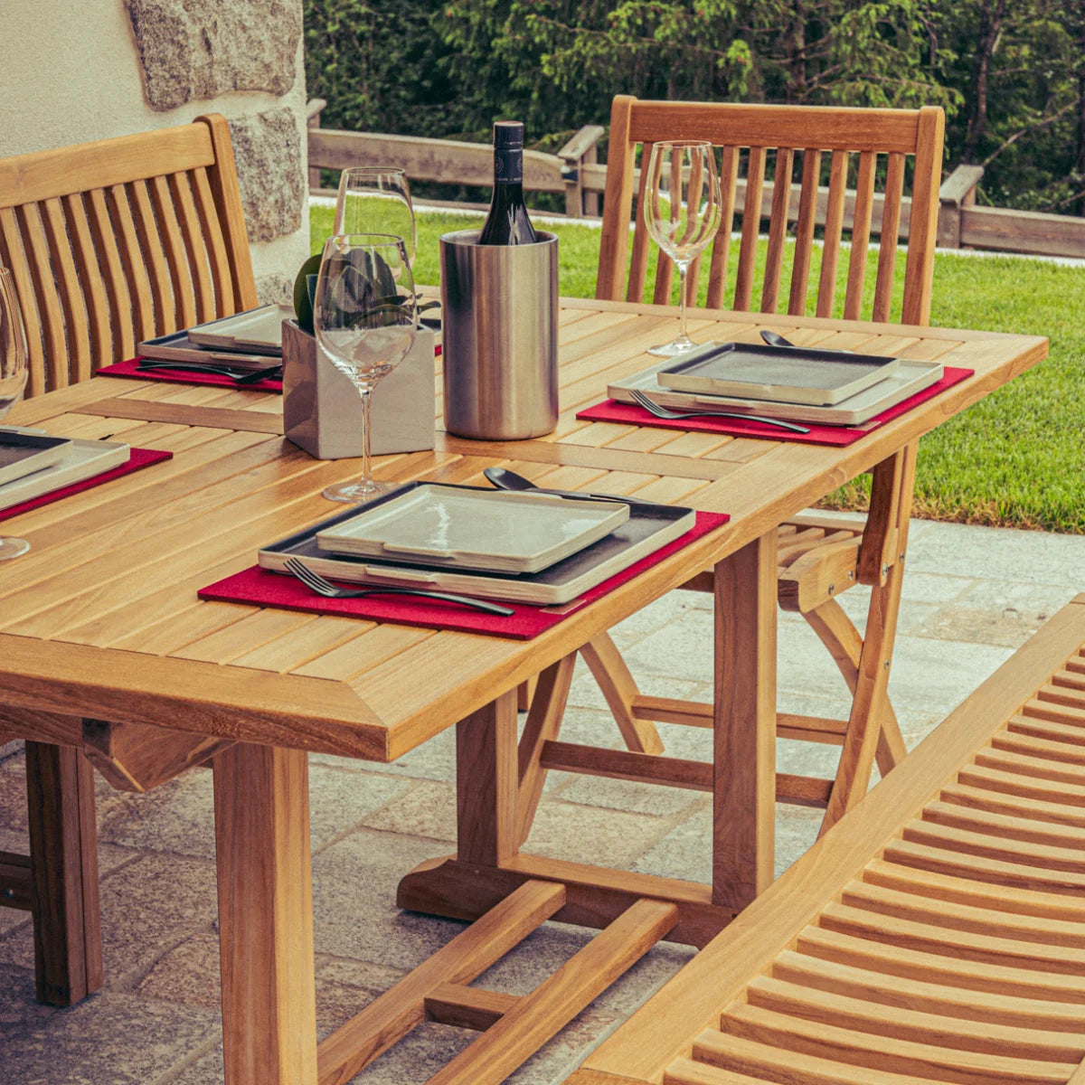 Matahari Teak Gartentisch Teutates in verschiedenen Größen